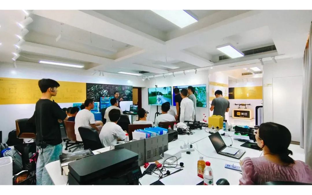 零号时光2022年美团无人机应急演练调度会现场 零号时光2022年美团无人机应急演练调度会现场