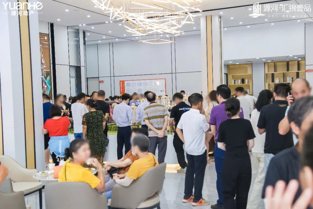 12705593.jpg 图片