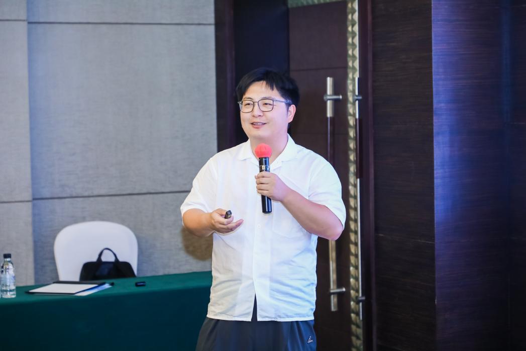 北京大学现代农业研究院青年研究员赵珺