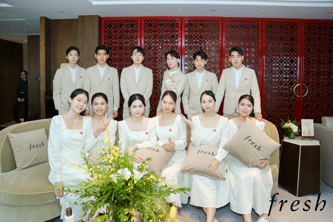 零号时光为馥蕾诗进行拍摄