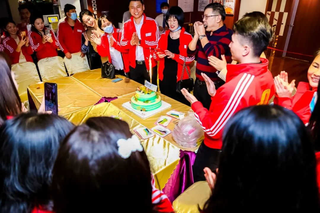 零号时光拍摄的发大夫年会