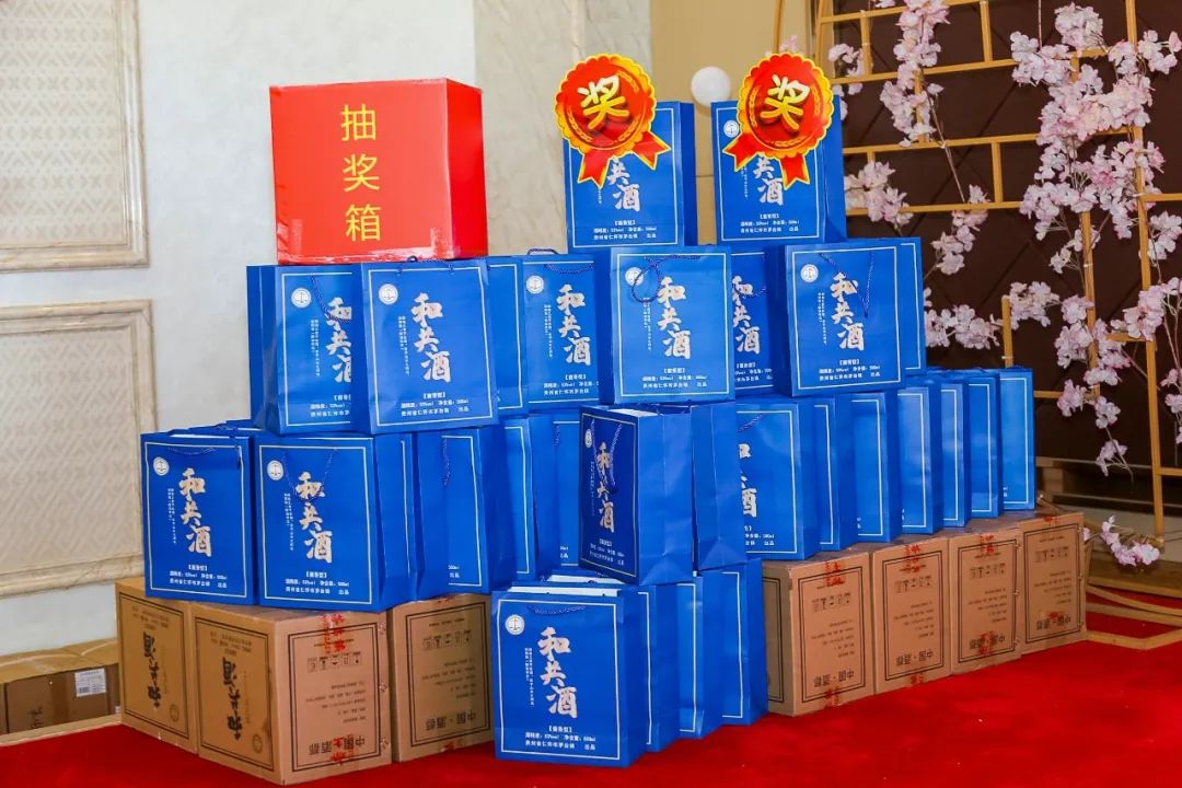 零号时光为和共物流进行图片直播