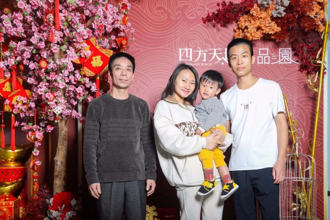 零号时光家庭合影摄影作品