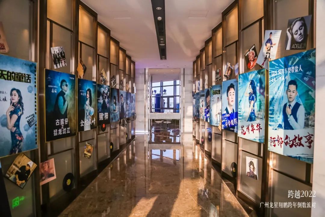 零号时光拍摄的奔驰跨年